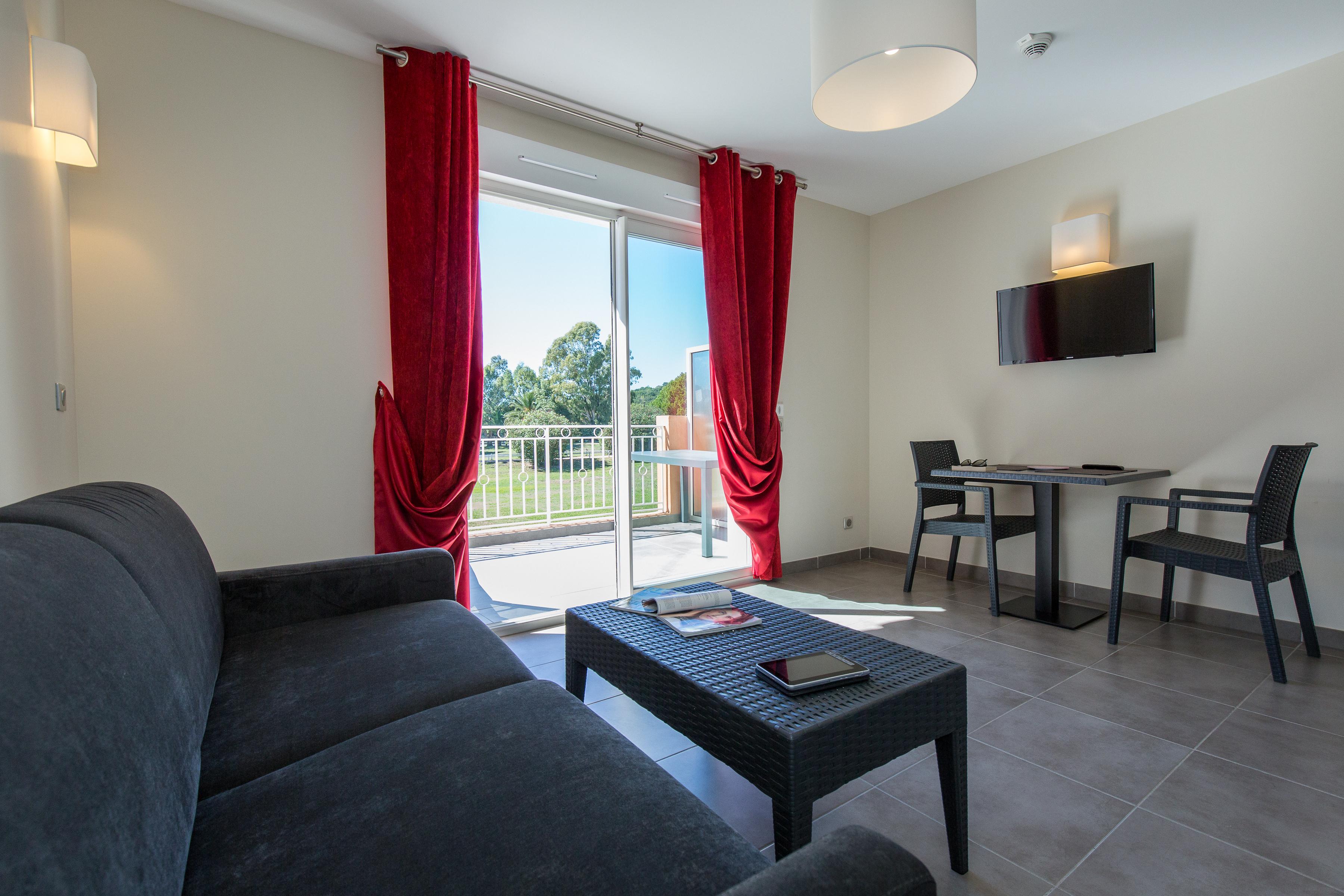 Sowell Residences Les Perles Du Golfe De Saint-Tropez Grimaud Zewnętrze zdjęcie
